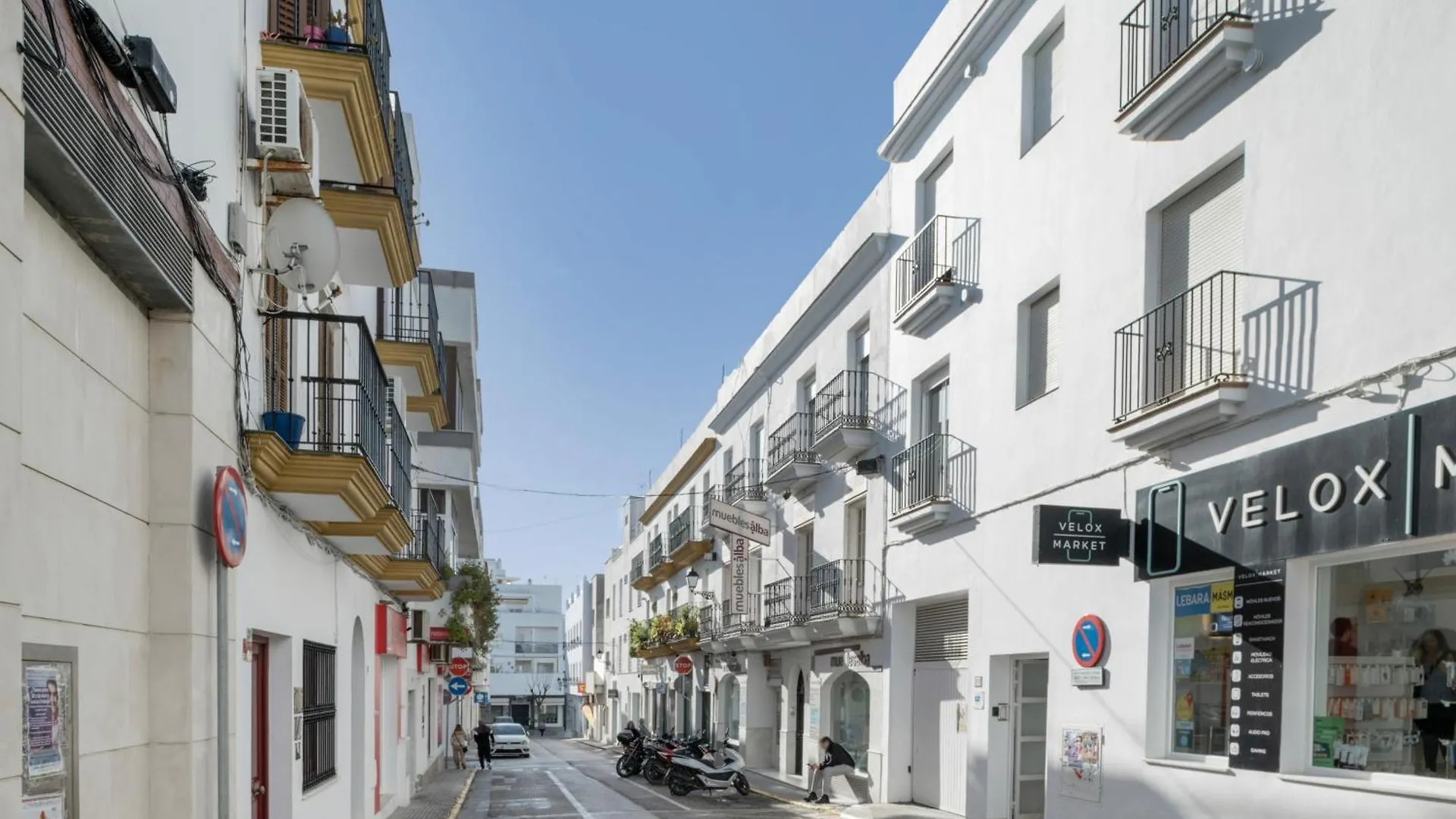 Apartment Apartamento Perez Zara 6 Conil De La Frontera